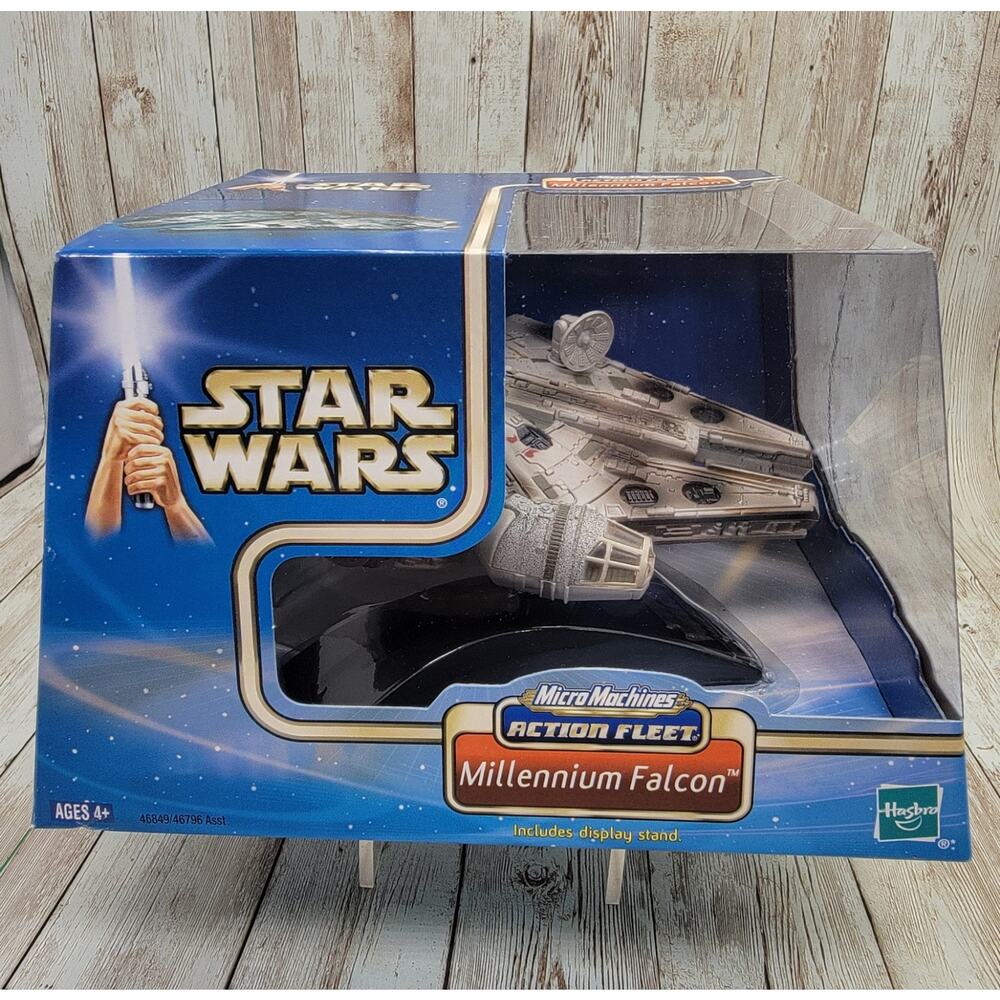 Hasbro Star Wars Micro Machines Action Fleet Millennium Falcon 2002